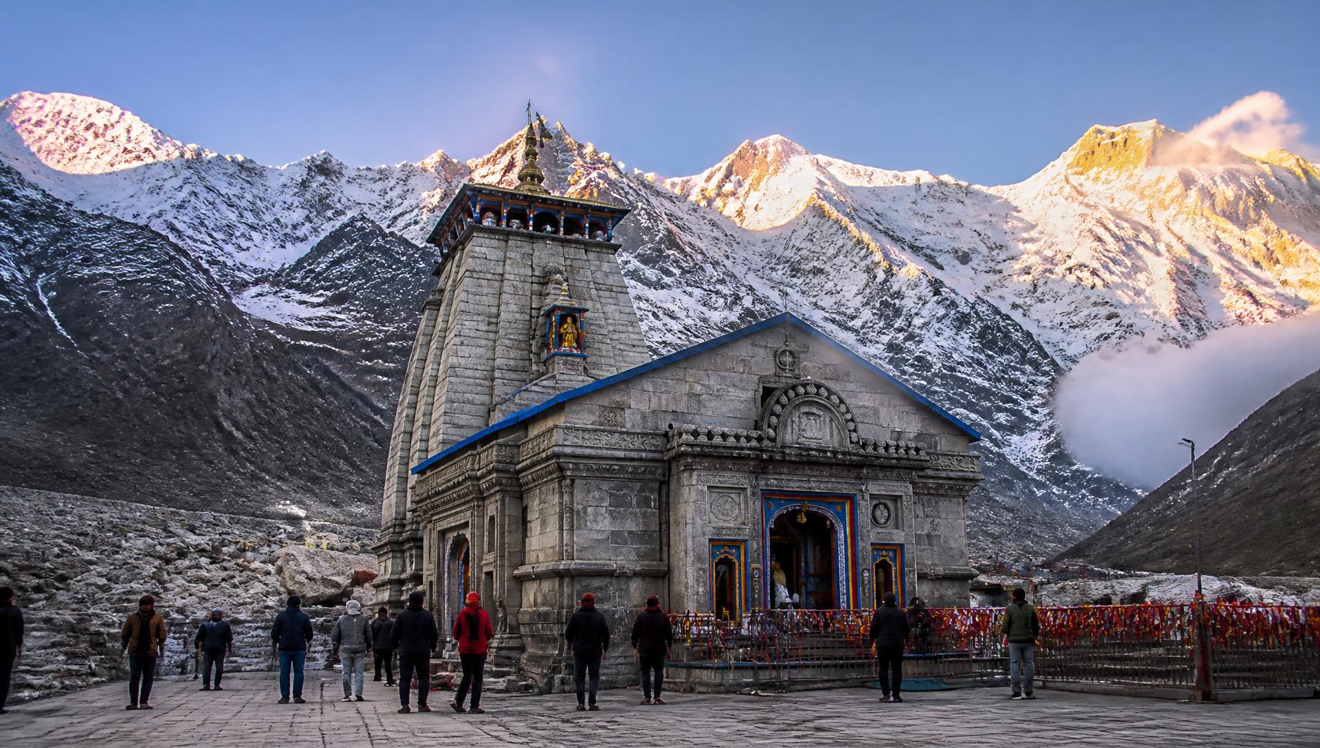 Kedarnath temple in the Himalayas at dawn